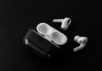 how to fix one airpod not working